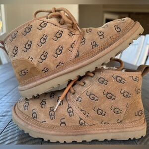 UGG Neumel Embossed Logo Suede Chukka Boots Women’s Size 6